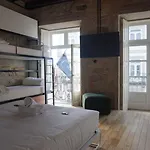 Hostel The House Ribeira *