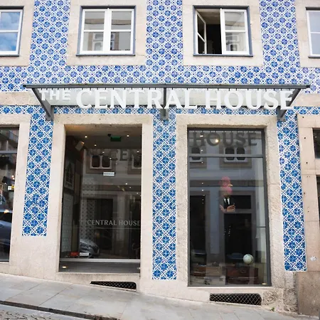 The House Ribeira Hostel