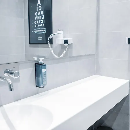 Hostel The House Ribeira