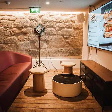 Hostel The House Ribeira Porto