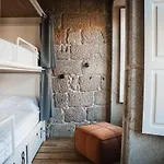 Hostal The House Ribeira Oporto