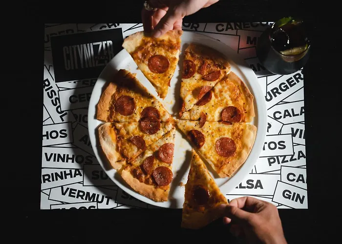 Hostel The House Ribeira Porto