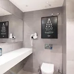 The House Ribeira Albergue