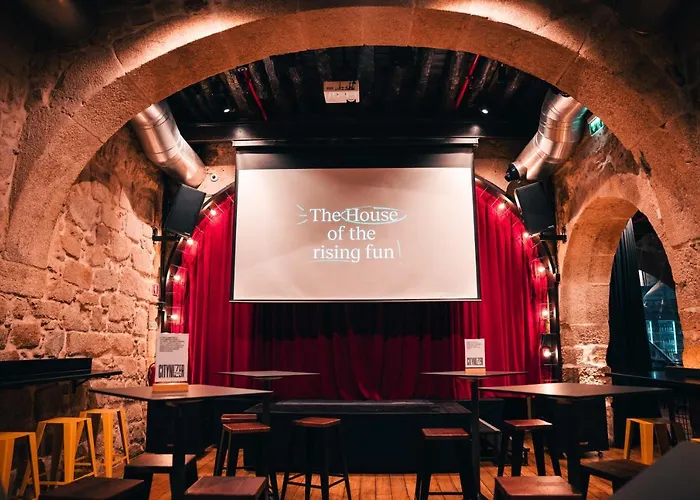 Ostello The House Ribeira Oporto