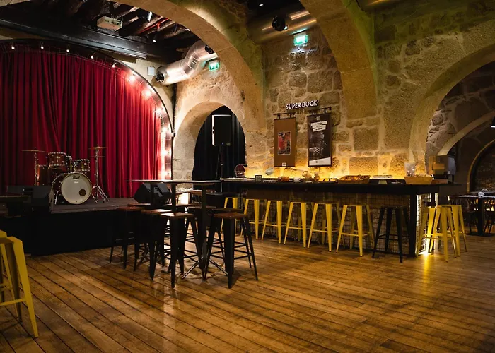 The House Ribeira Ostello *